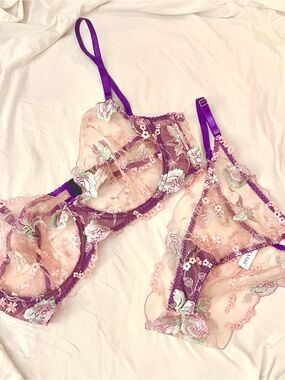 Hello LA Girl NWT Sheer Floral Embroidered Bra & Thong Set - Violet/Pink/Mint